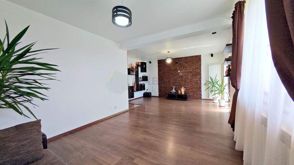 Vila individuala cu teren de 1000mp in Comuna Berceni - Poză 9