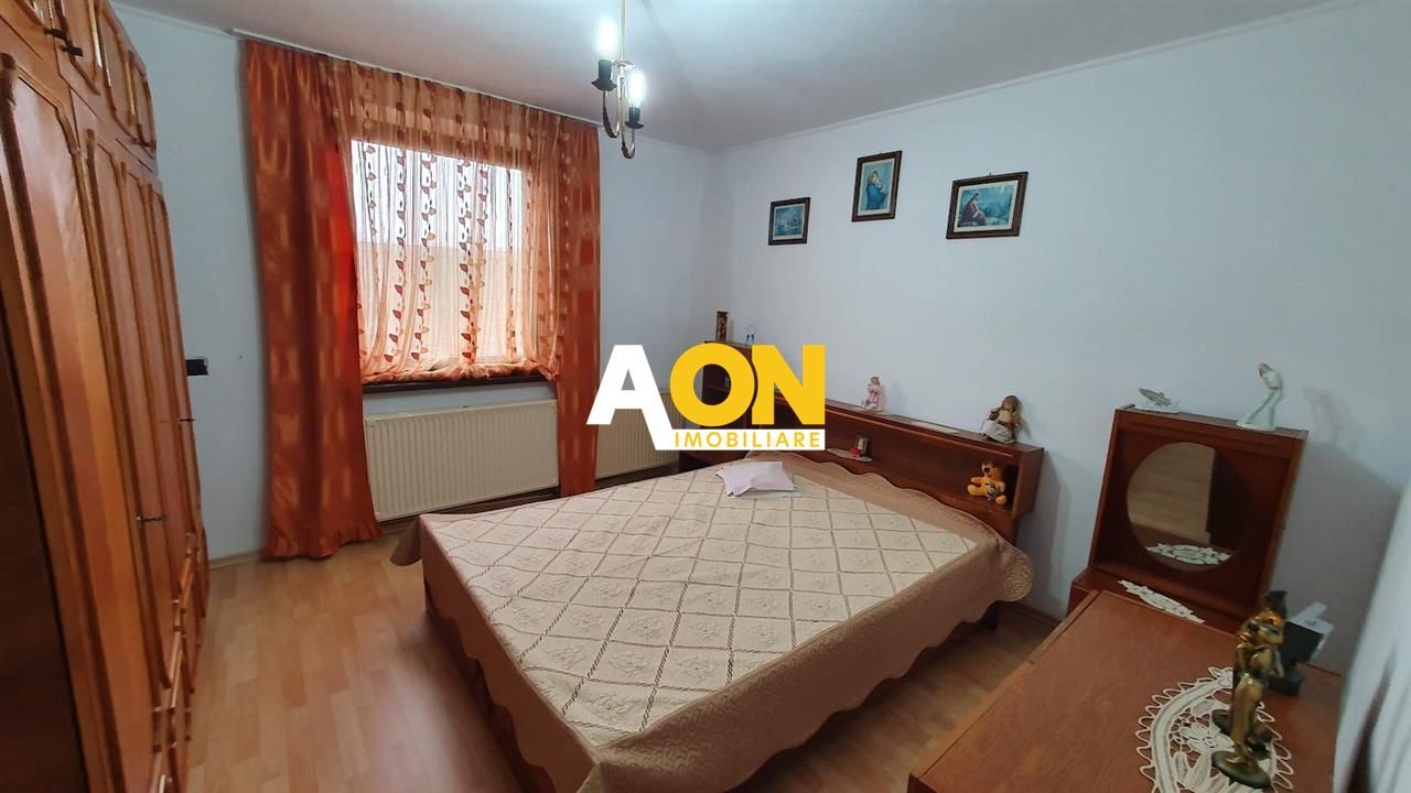 Casa cu 1064 mp teren, ideala pentru pensiune - Poză 11