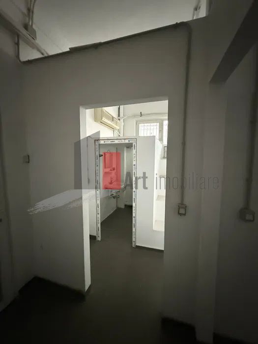 Spatiu comercial de inchiriat (bucatarie, catering, restaurant) in zona Grivita - Poză 3