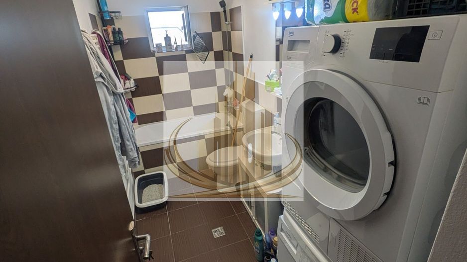 : apartament  de vanzare 3 camere, zona Modern - Poză 6
