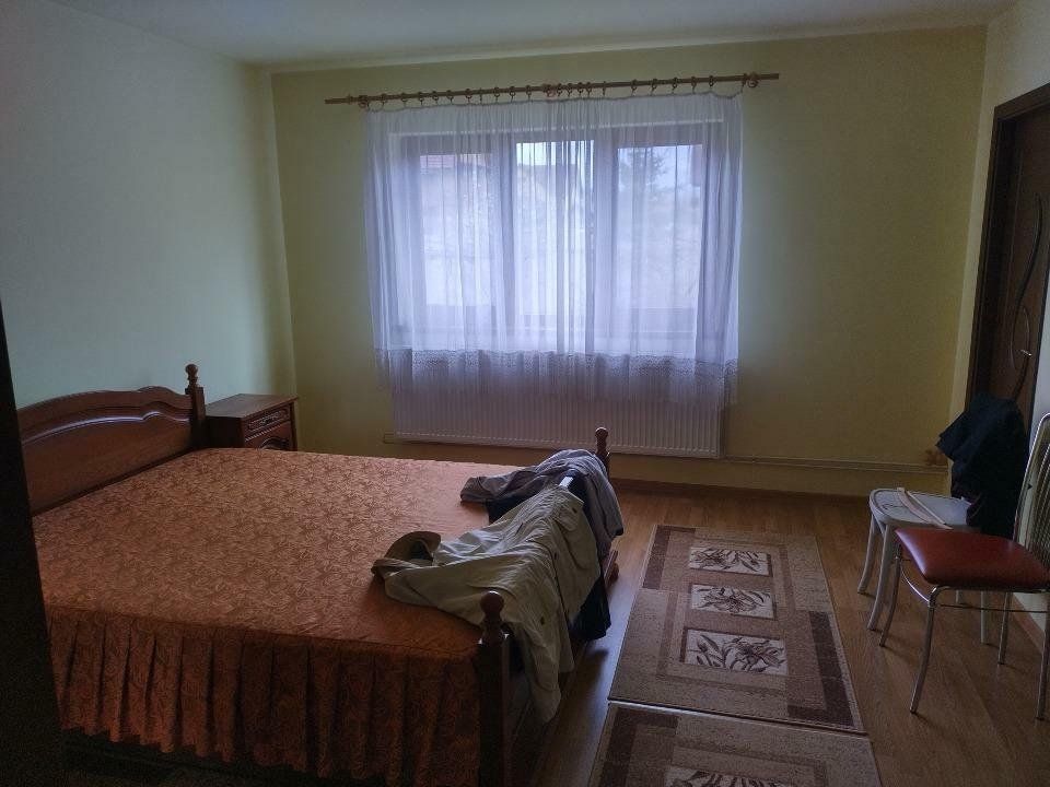 Casa de vanzare in Sanpetru cu 650mp teren - Poză 5
