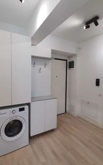 Apartament 2 camere,Dec.,54.6 mp Pacurari 133000 euro + loc de parcare - Poză 6