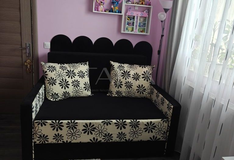 Apartament 3 camere, mobilat și utilat, cu parcare, zona Terra. - Poză 6
