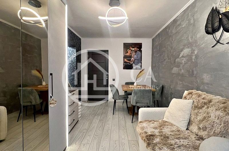 Apartament de vânzare cu 2 camere în zona Velența, Oradea - Poză 3