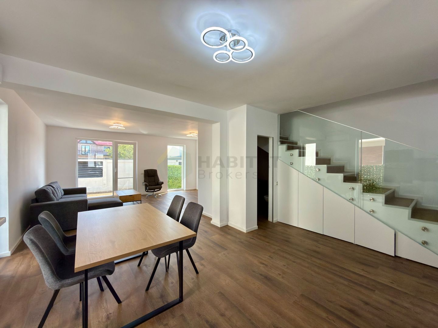 Vilă de închiriat în Tunari – 4 camere | curte proprie | disponibilă imediat - Poză 14