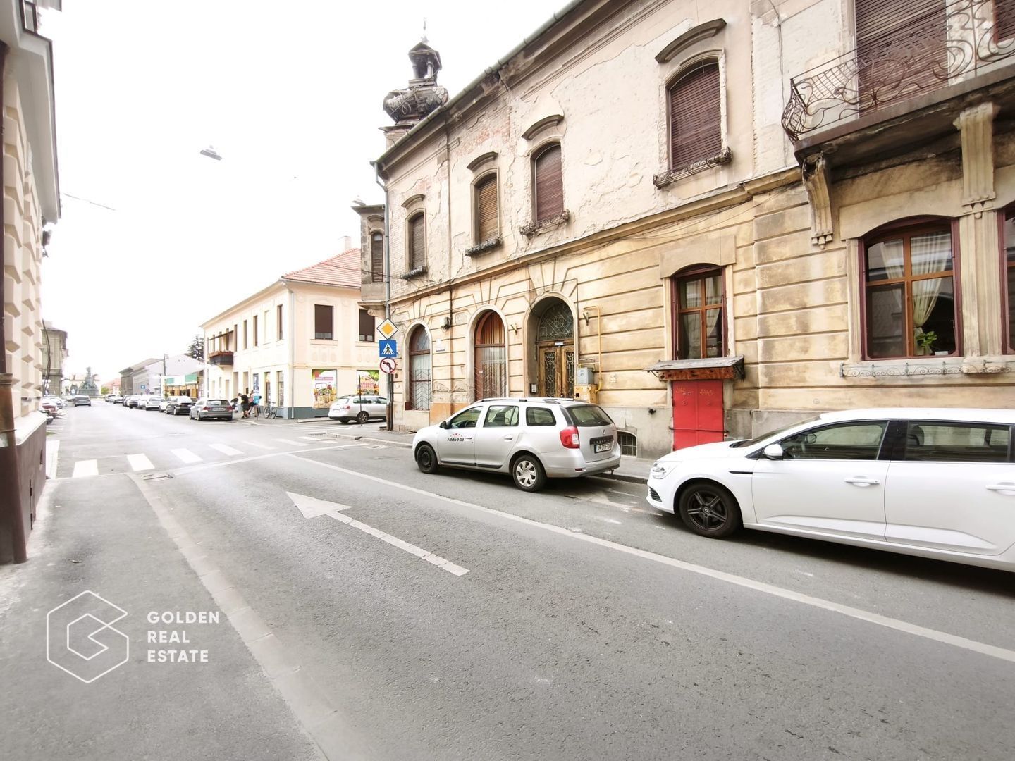 Spatiu langa Piata Catedralei, intrare din strada, str. Vasile Goldis - Poză 6