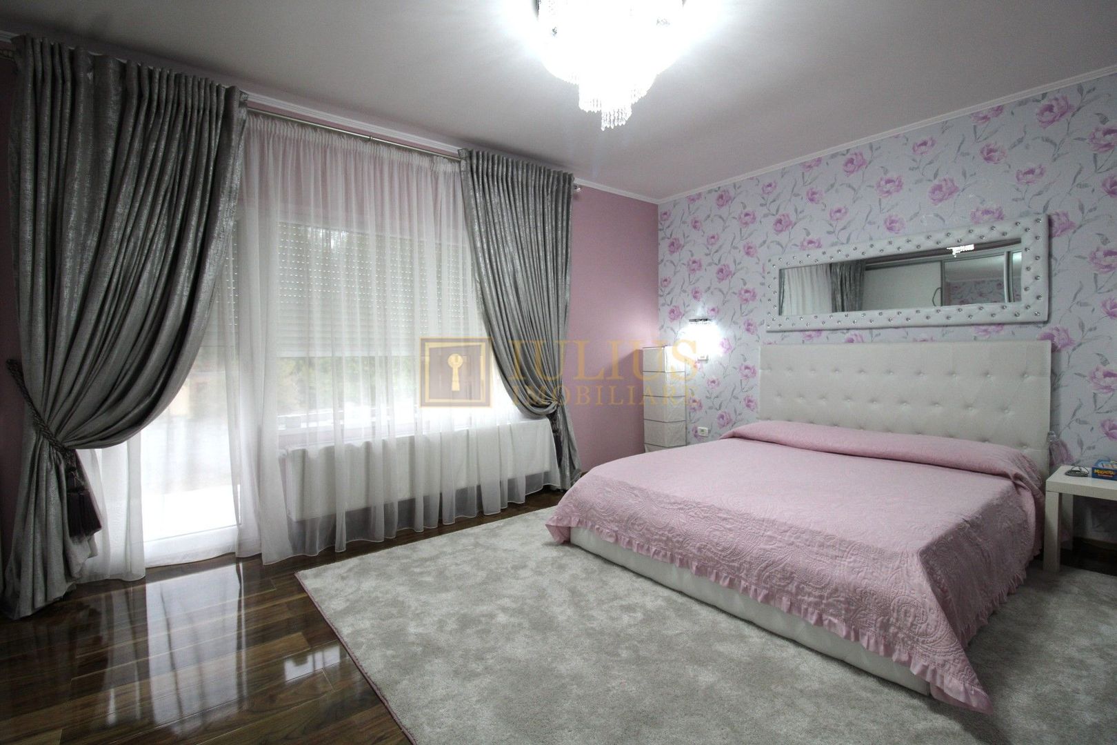 Sat Giroc, ideal pentru diverse afaceri sau pentru locuit. - Poză 18