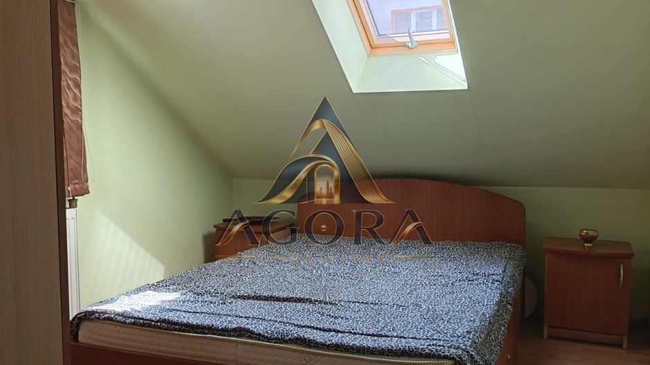 Apartament la mansardă 3 camere Vasile Aron - Poză 2