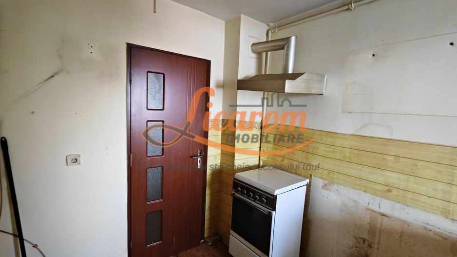 Apartament 2 camere,parter,semidecomandat,zona Coca Cola - Poză 7
