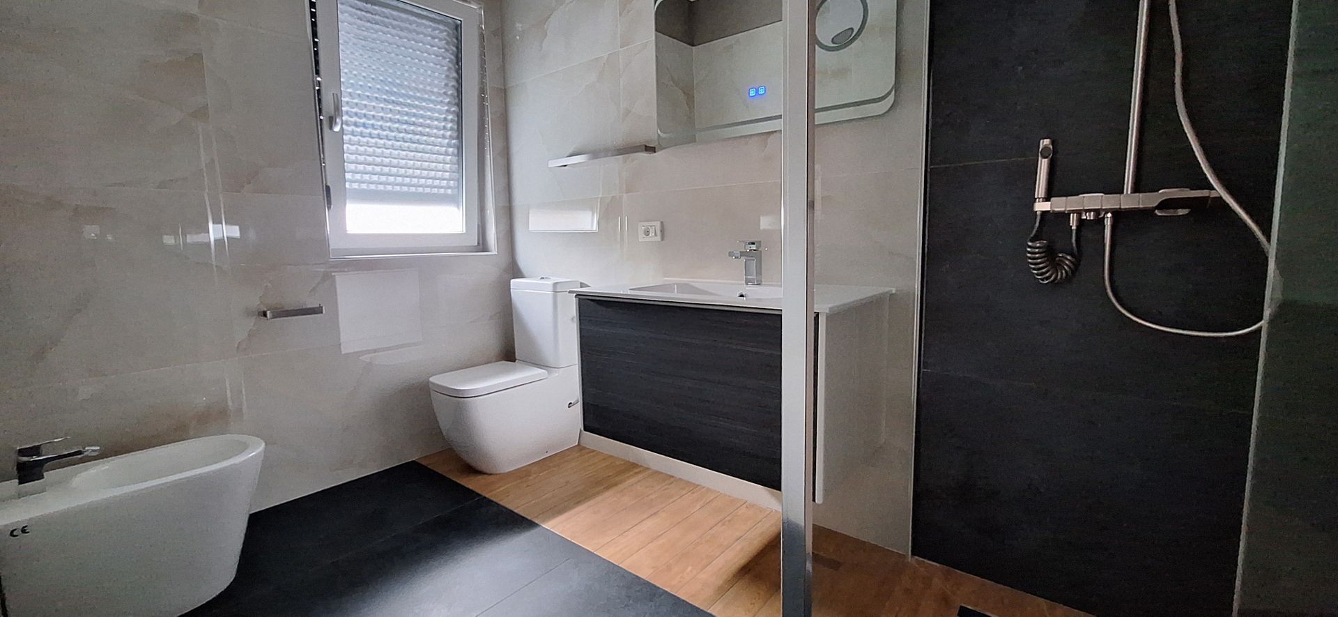 Locuinta individuala in stil mediteranean - Poză 44