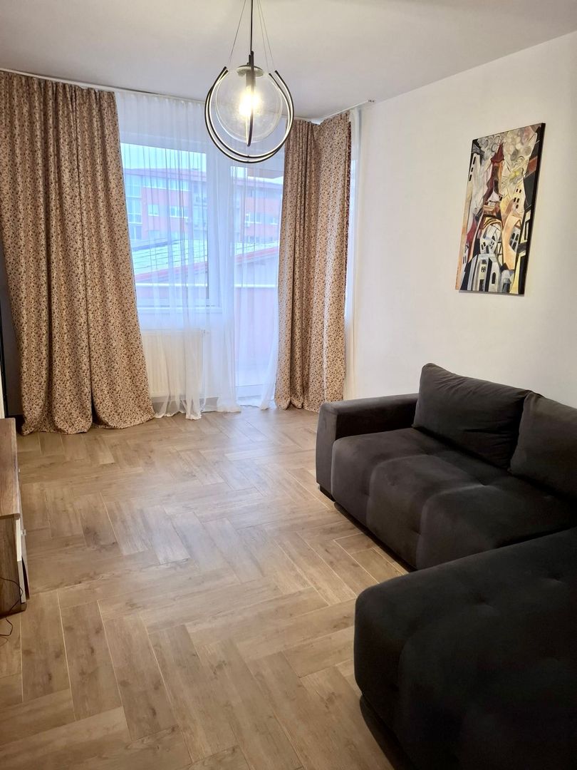 Apartament cu 3 camere,  spațios si primitor, in Soarelui- Sud Plaza - Poză 4