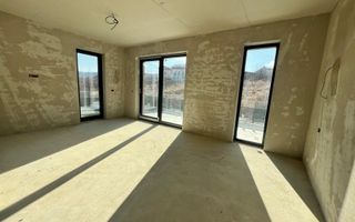 Vila finalizata cu CF de vânzare in Europa, 254 mp, garaj - Poză 7