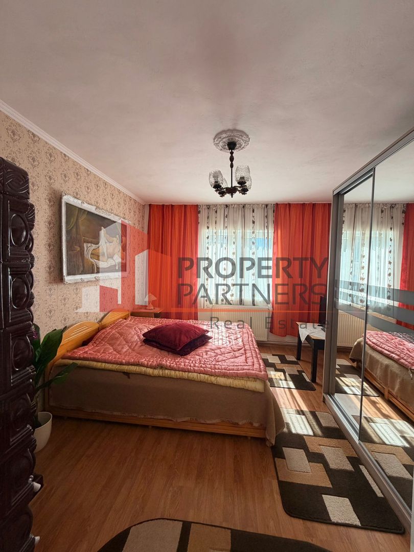 Casă tradițională cu 1800 mp teren  în Sohodol, Bran | Priveliște superba - Poză 16