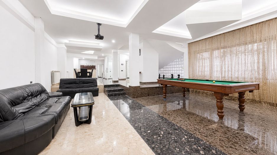 Vila zona Stefan cel Mare - 380 mp teren - 452 mp utili, Rezidential / Office - Poză 5