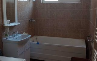 Apartament 1 cameră, 40 mp + balcon, cu parcare inclusa. Eroilor. - Poză 4