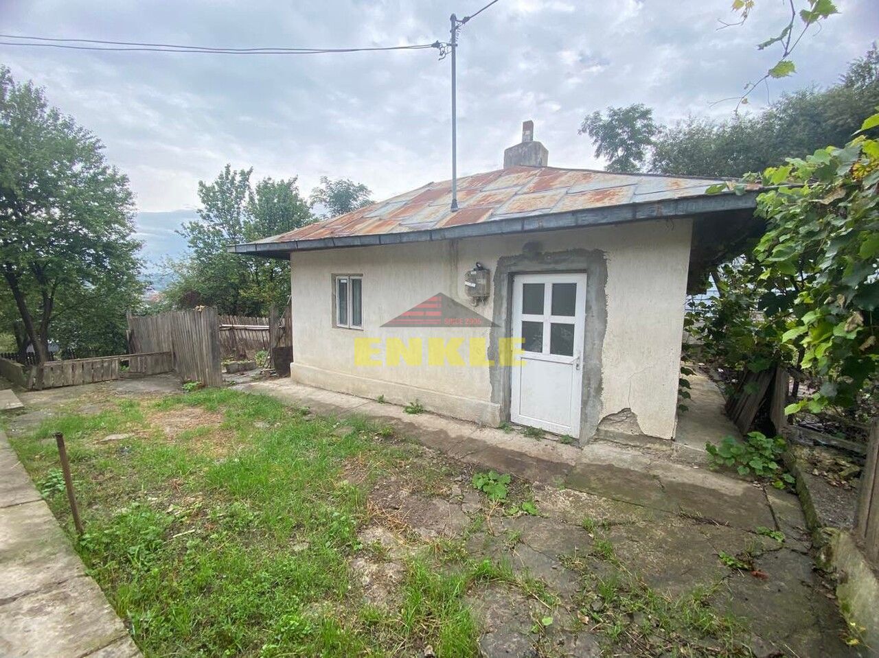 Casa cu anexa+teren, 885 mp,situata pe Aleea Smardan nr 14 ,pret 40000 Euro usor neg - Poză 2