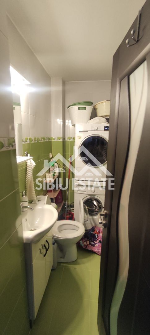 Apartament de inchiriat 3 camere mobilat si utilat in Sibiu - Poză 4