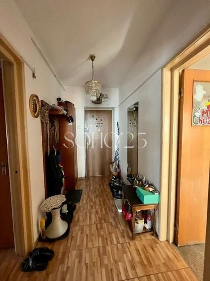 Apartament 3 camere Vatra Luminoasa - Poză 1