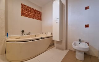 INCHIRIERE CASA 5 CAMERE | ZONA PIPERA - Poză 36