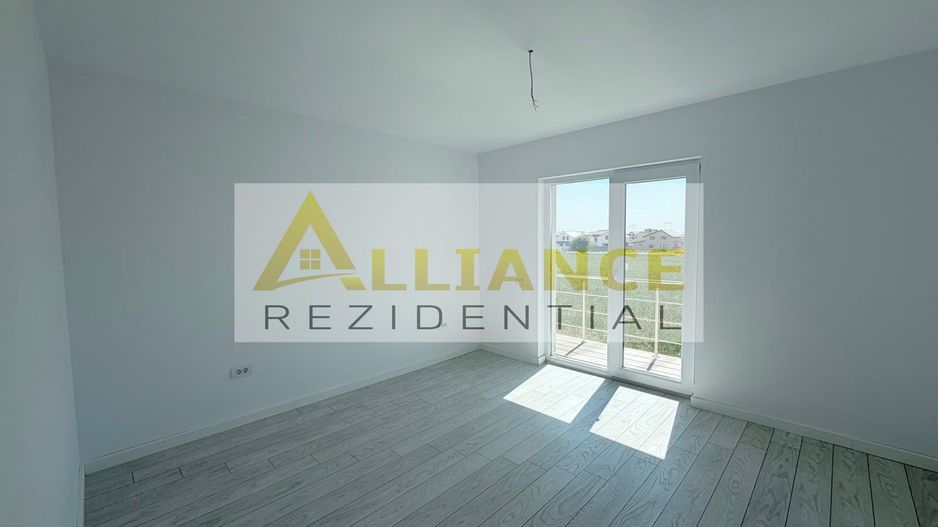 Casa Individuala - 4 camere - 2 bai - 250mp teren - Poză 9