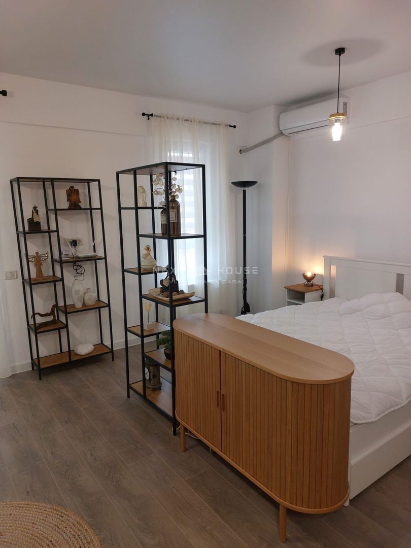 Studio Rahova - Liberty Mall - Poză 2