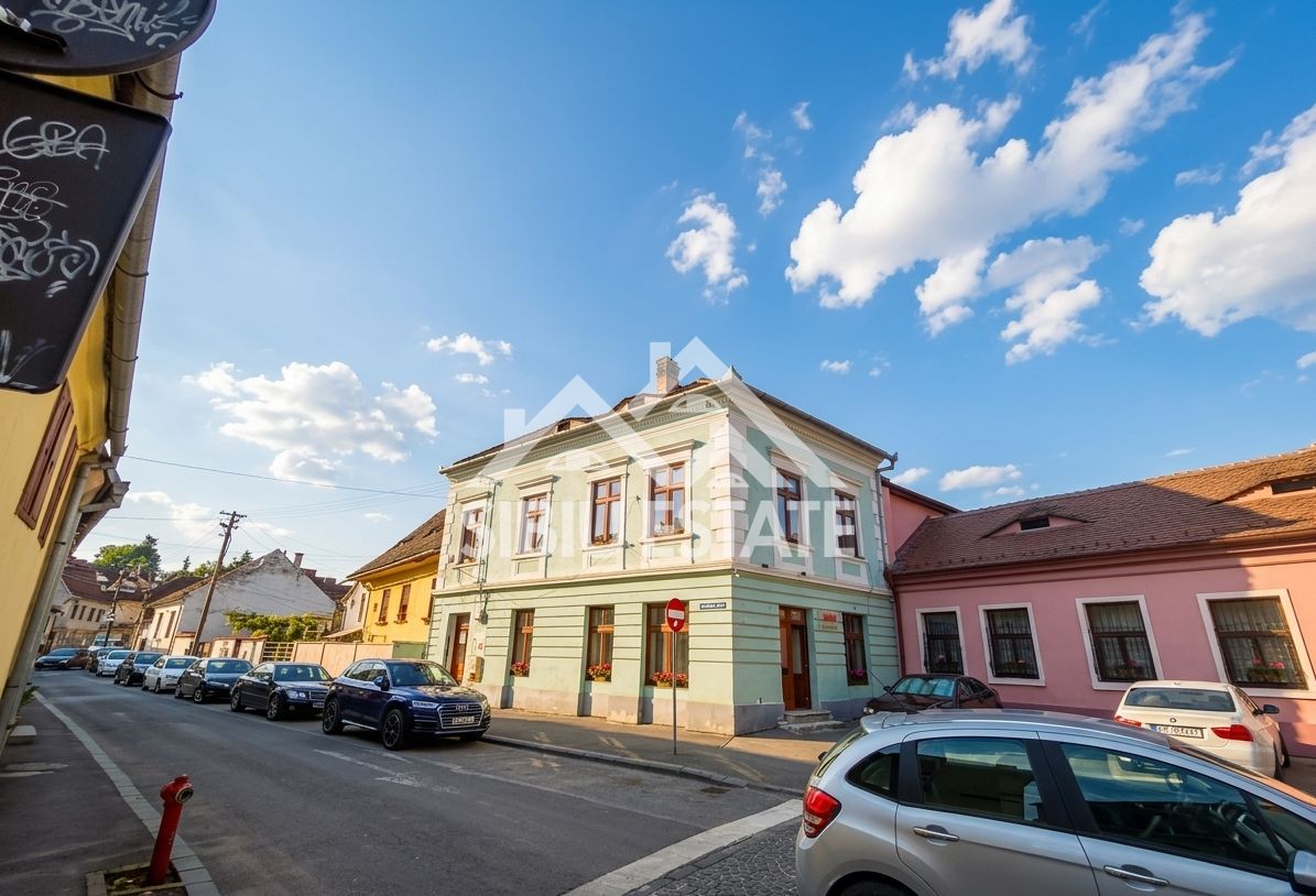 Oportunitate: Cladire de 287 mp în Centrul Istoric al Sibiului - Poză 1
