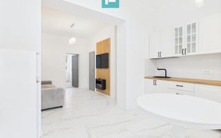 Apartament modern cu 2 camere la curte comună - Poză 5