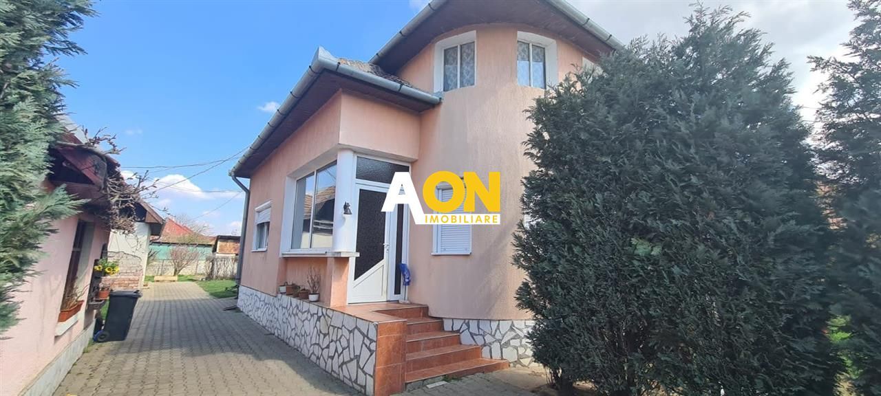 De vanzare casa 5 camere 800 mp teren Oarda de Jos - Poză 1