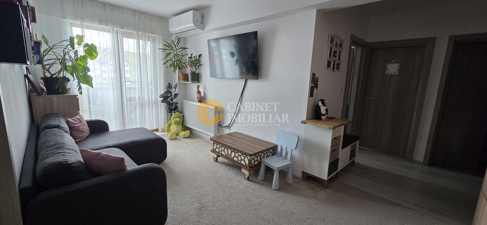BLOC NOU INTABULAT - 3 CAMERE DECOMANDAT - ETAJ INTERMEDIAR - MOBILAT SI UTILAT - Poză 3