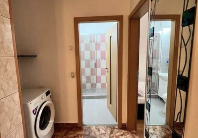 Ultracentral | 2 Camere | Decomandat | View Superb - Poză 3