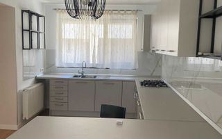 De vanzare Vila individuala LUX + curte Campul Pipera NORD - Poză 2