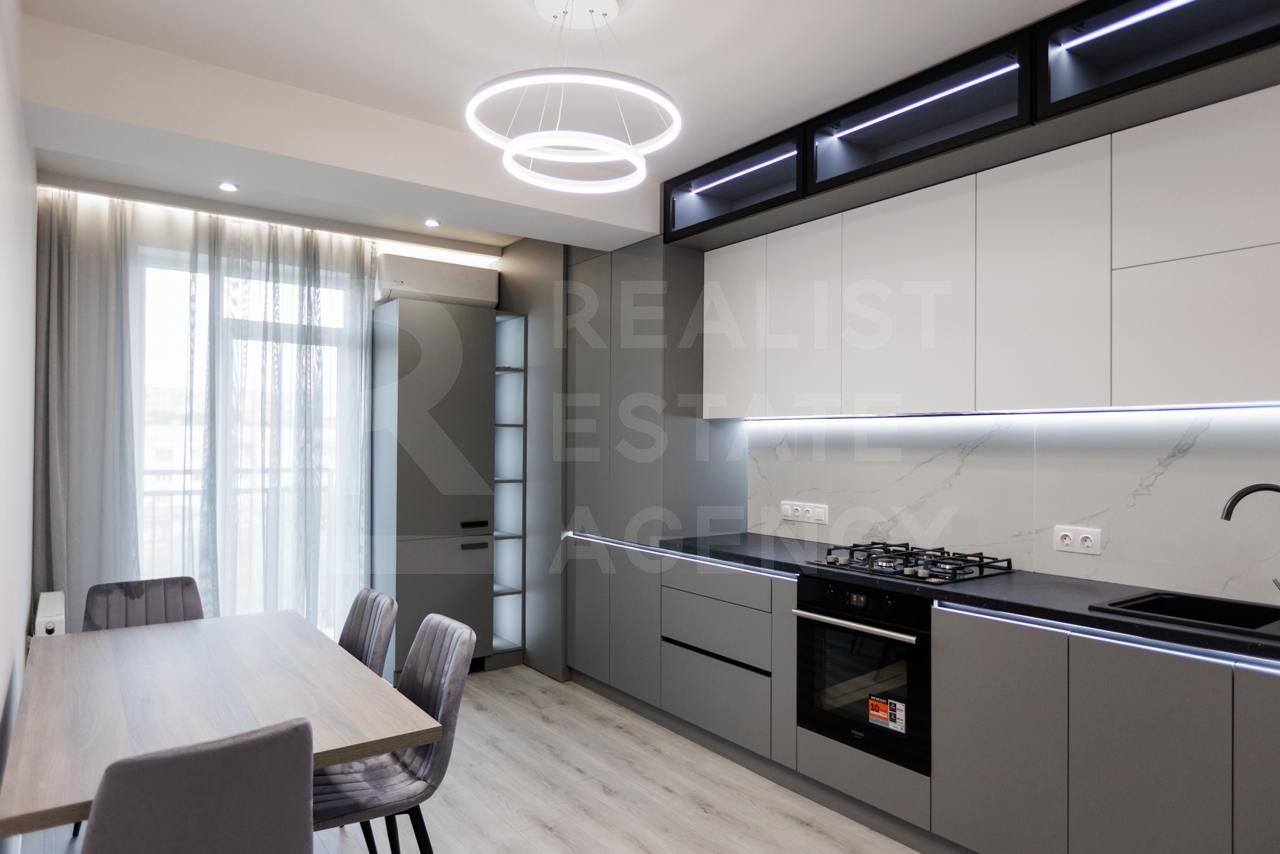 Vânzare, apartament, 2 camere + living, strada Jubiliară, Codru - Poză 1