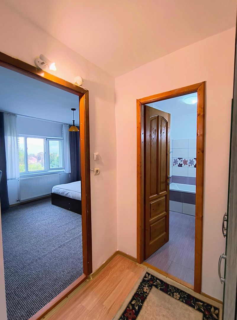 Proprietar, inchiriez pe termen lung Apartament 2 camere | Zona Lunei - Poză 5