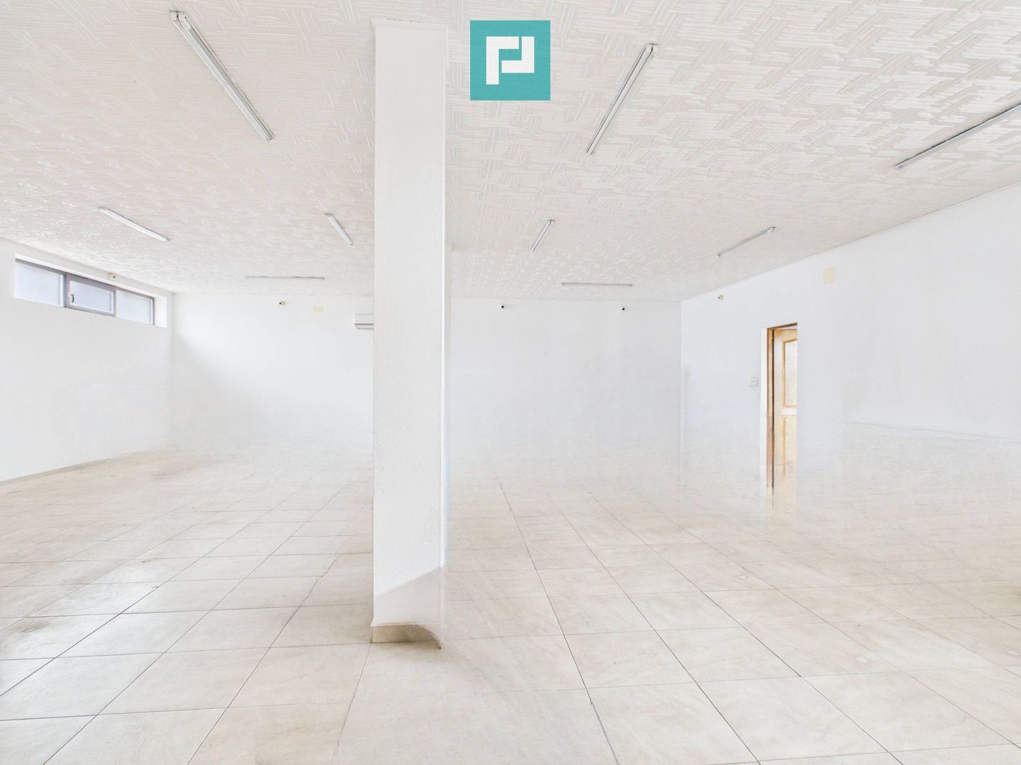 Casa plus spatiu comercial Dudestii Noi - Poză 39