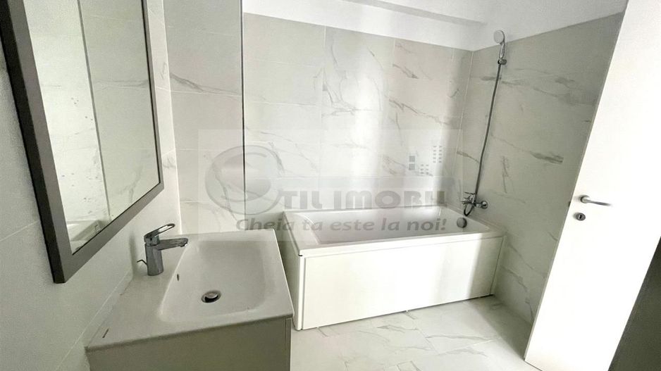 1 CAM , COMISION 50 % (225 EURO) ,CENTRU, PARCARE,UNIREA TOWERS - Poză 18