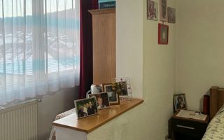 Apartament cu trei camere,  zona Racadau ,83 mp , etaj intermediar - Poză 7