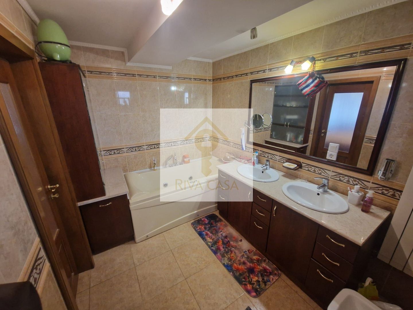 De vânzare: Vilă unică, vintage-modernă, zonă Grigorescu Oradea. - Poză 19