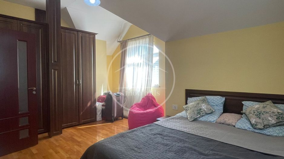 Casa de vanzare cu 4 camere in Oșorhei, Bihor - Poză 11