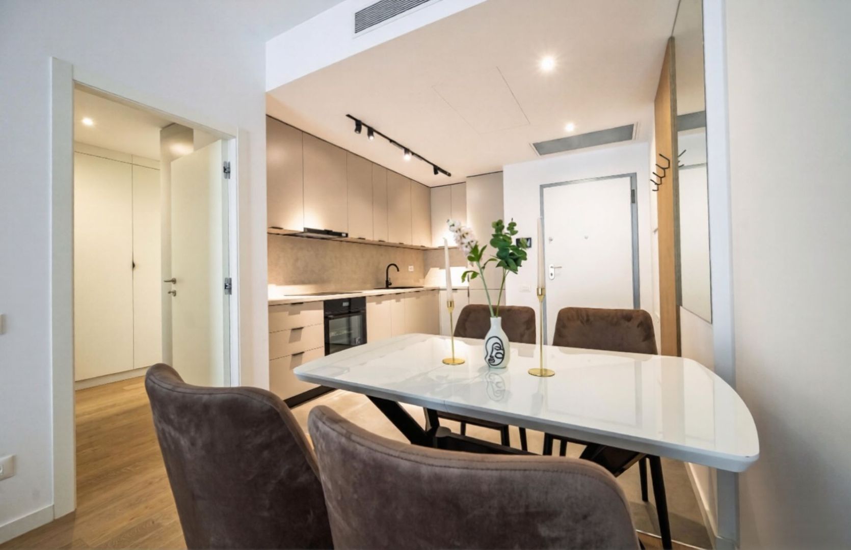 Apartament High End 2 camere Upsite I Loc de parcare si boxa - Poză 7