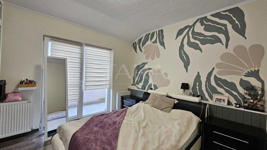 Apartament modern cu terasă generoasă și priveliște superbă. - Poză 3