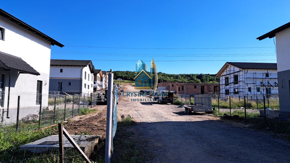 Case în sistem DUPLEX, 3 sau 4 camere + teren 350 mp -  zona Livezeni - Poză 8