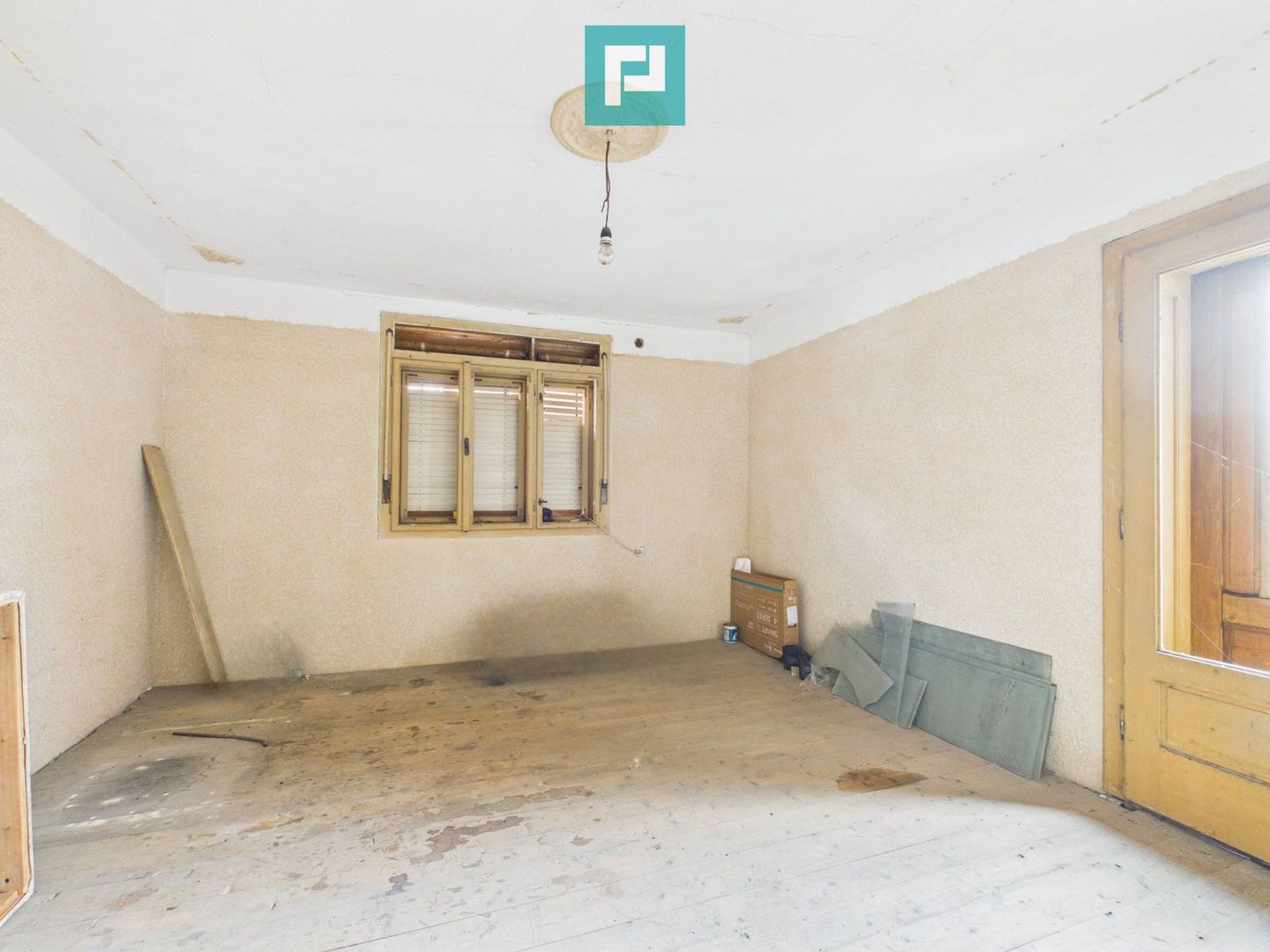 Casă semifinisată, cu 5 camere, în Bonțești Arad - Poză 21