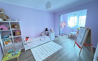 Apartament decomandat cu 3 camere si 2 bai in zona Soarelui - Poză 10