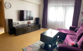 Vand apartament 3 camere  zona Stefan cel Mare - Poză 2