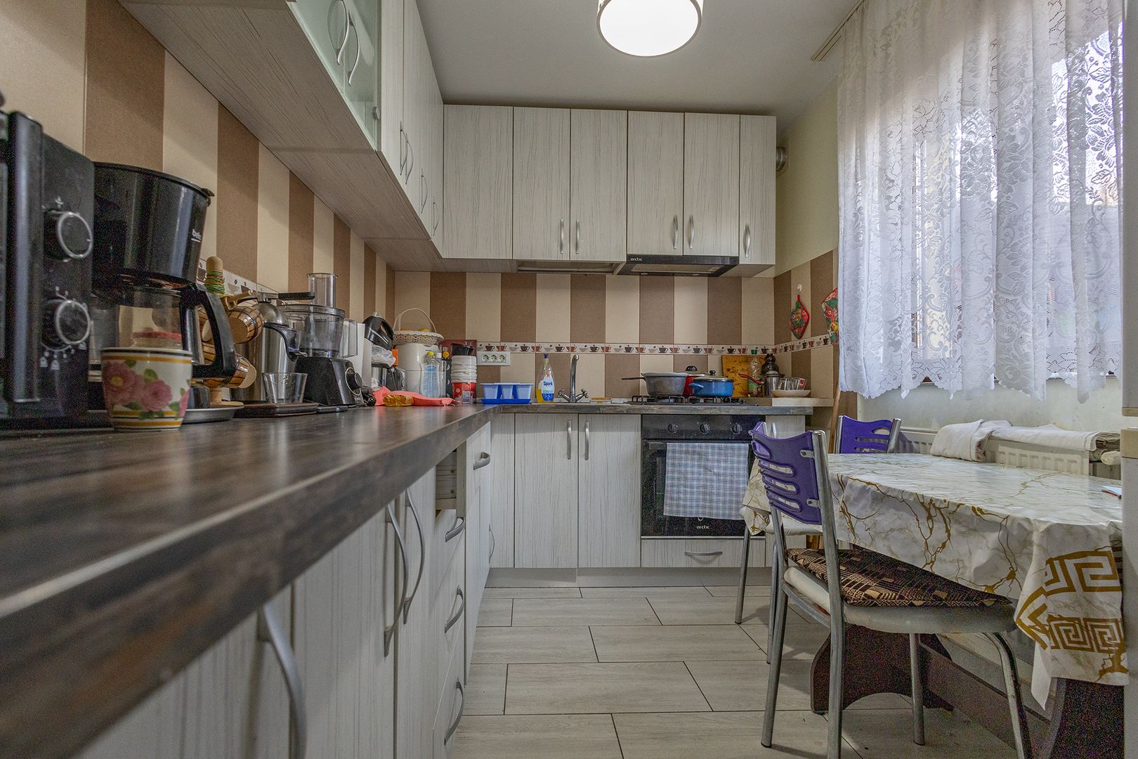 Casă / Vilă cu 6 camere de vânzare în zona Sagului - Poză 4
