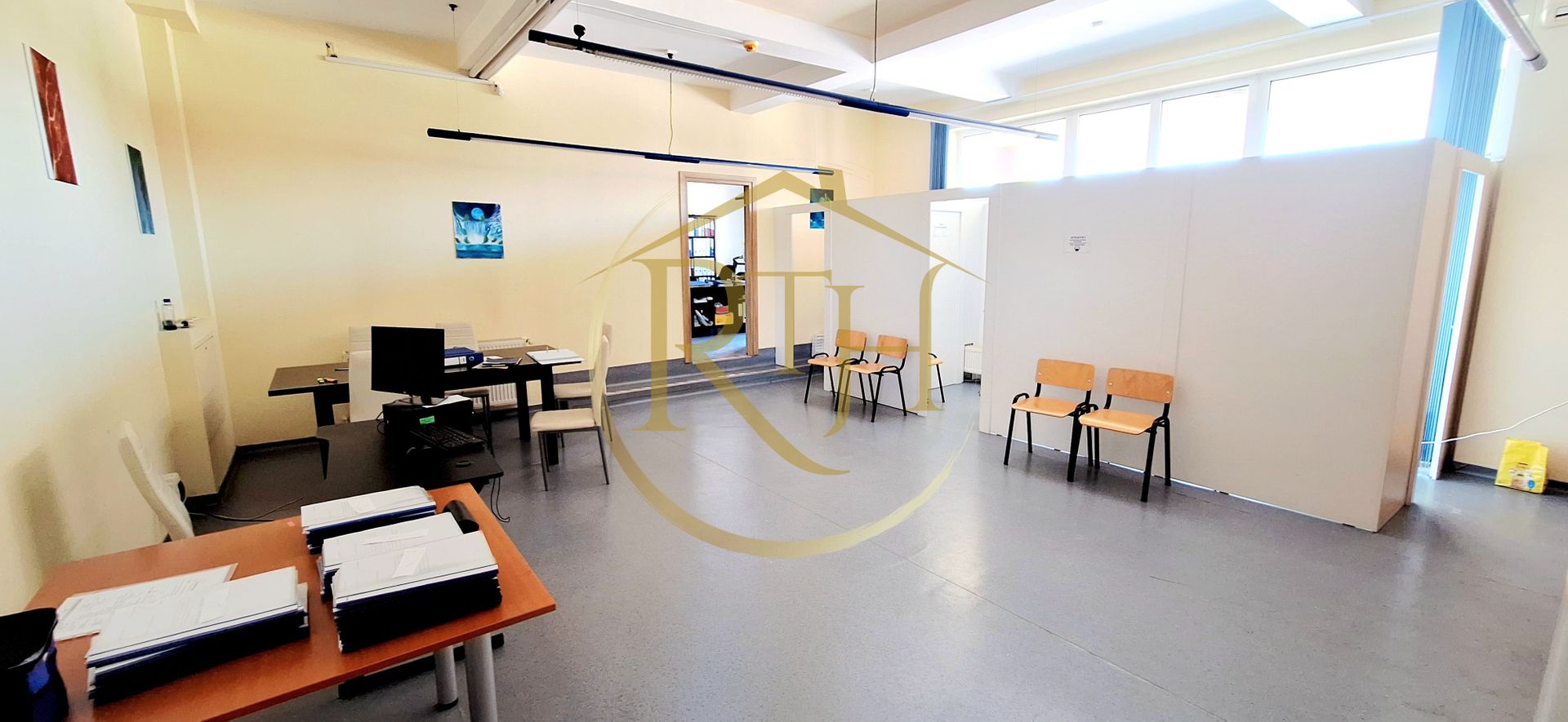 Oferim spre inchiriere, Cladire ideala pentru Clinica, Centru medical etc - Poză 14