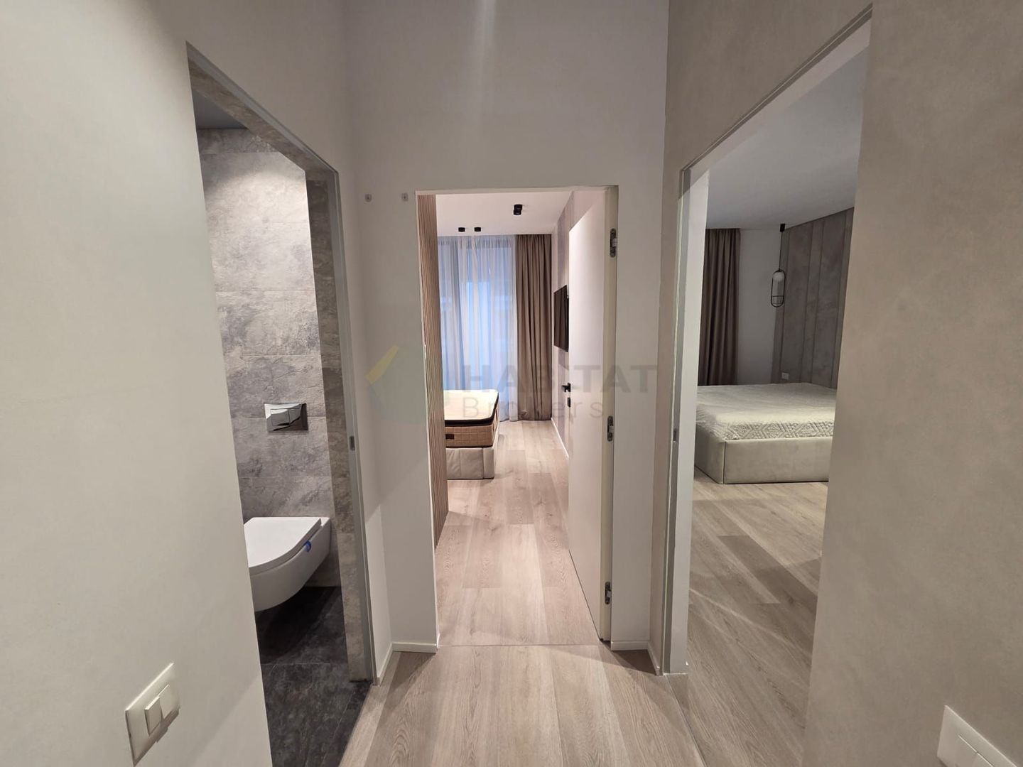 Apartament spectaculos cu grădină privată de 152 mp – disponibil spre închiriere - Poză 28