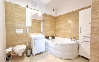 Apartament Central I Priveliste Deosebita - Poză 16