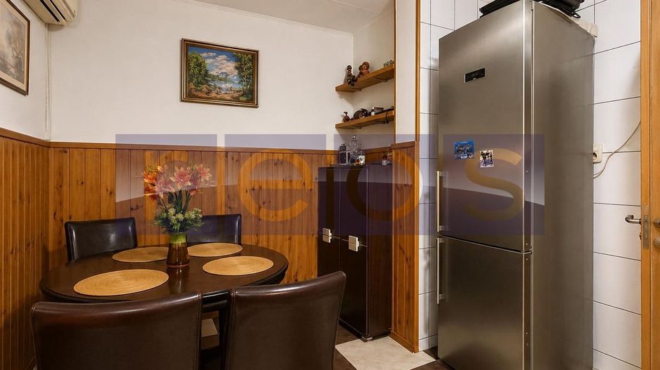Apartament de vanzare 2 camere mobilat utilat lux Decebal loc parcare - Poză 5