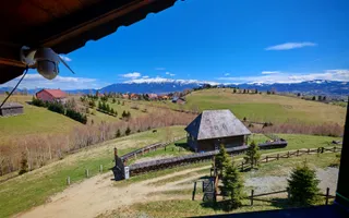 Casa / pensiune investitie sat Pestera, Moieciu, Bran - Poză 16